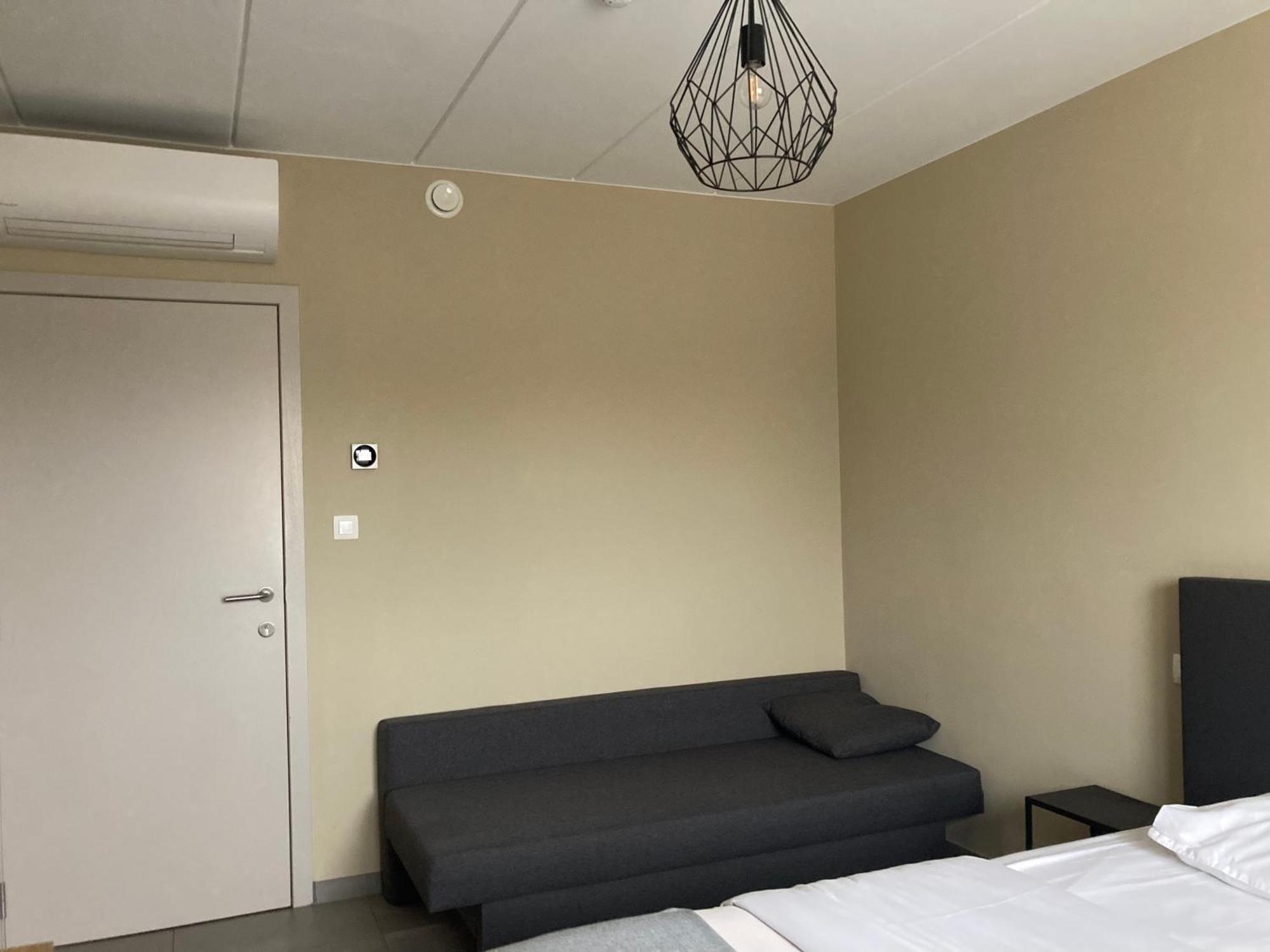 Cote Grange Hotel ตูร์แน ภายนอก รูปภาพ