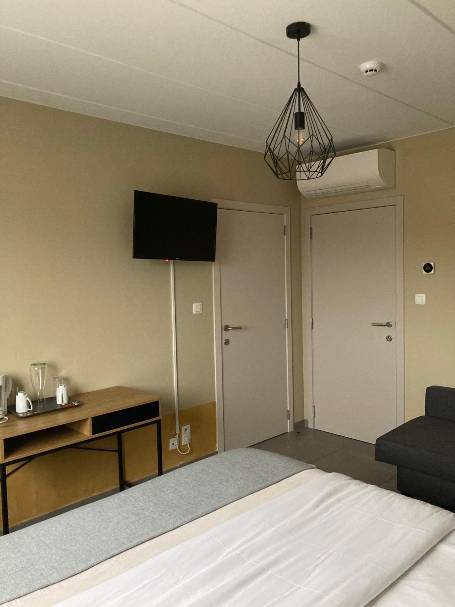 Cote Grange Hotel ตูร์แน ภายนอก รูปภาพ